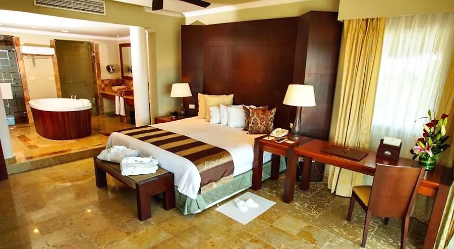 Valentin Imperial Riviera Maya Playa Paraiso