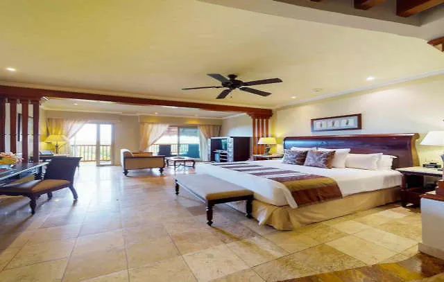 Valentin Imperial Riviera Maya Playa Paraiso México
