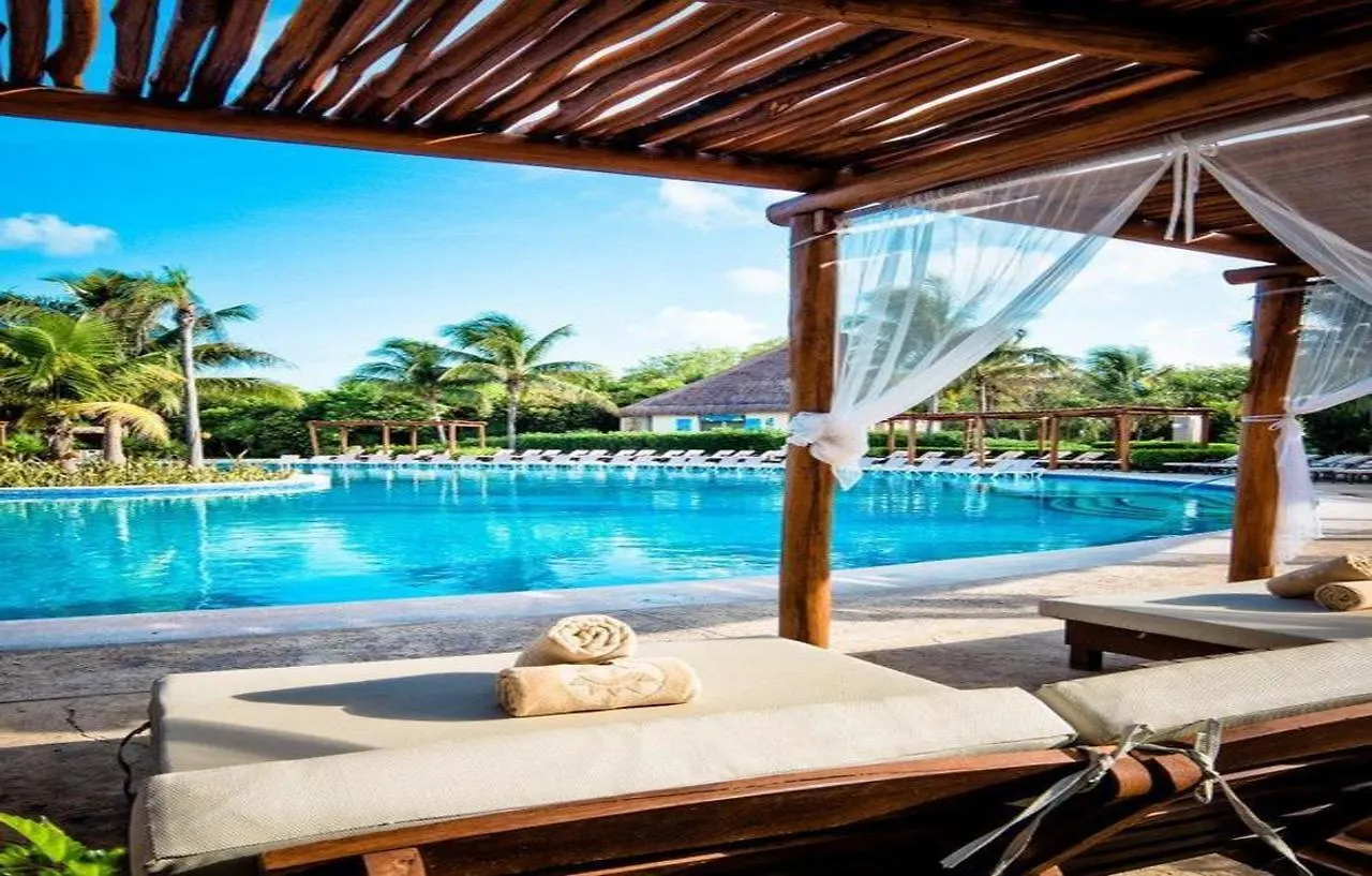 Valentin Imperial Riviera Maya Playa Paraiso México